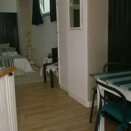 Bed and Breakfast Invito Al Viaggio Giardini-Naxos Exterior foto